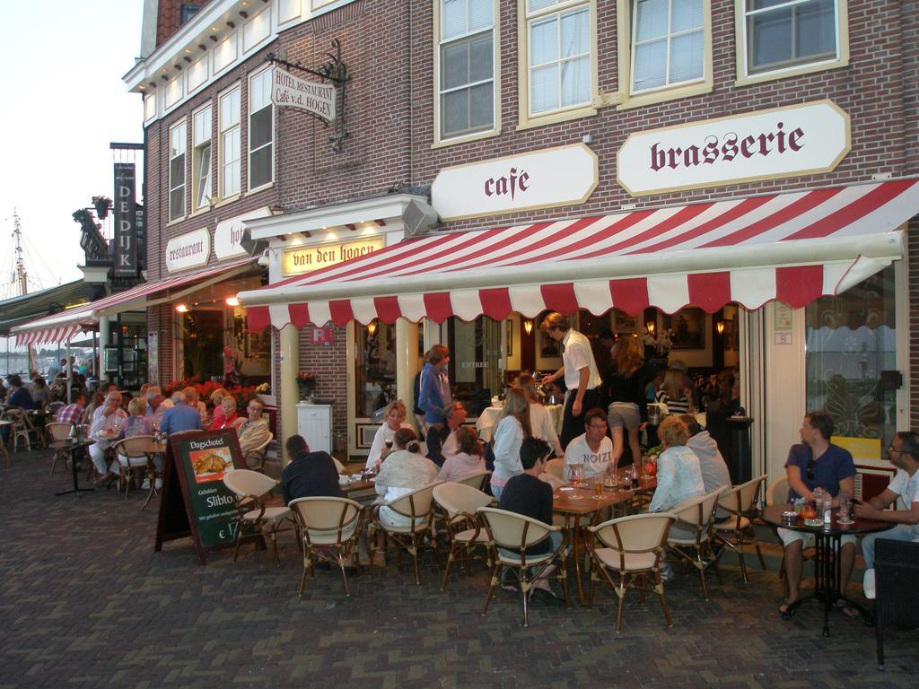 Hotel Cafe Restaurant Van Den Hogen フォーレンダム エクステリア 写真